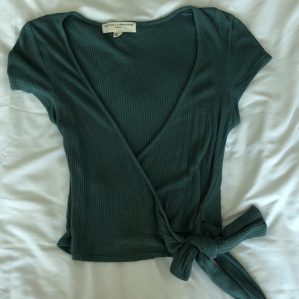 Muted Green short sleeve cropped top